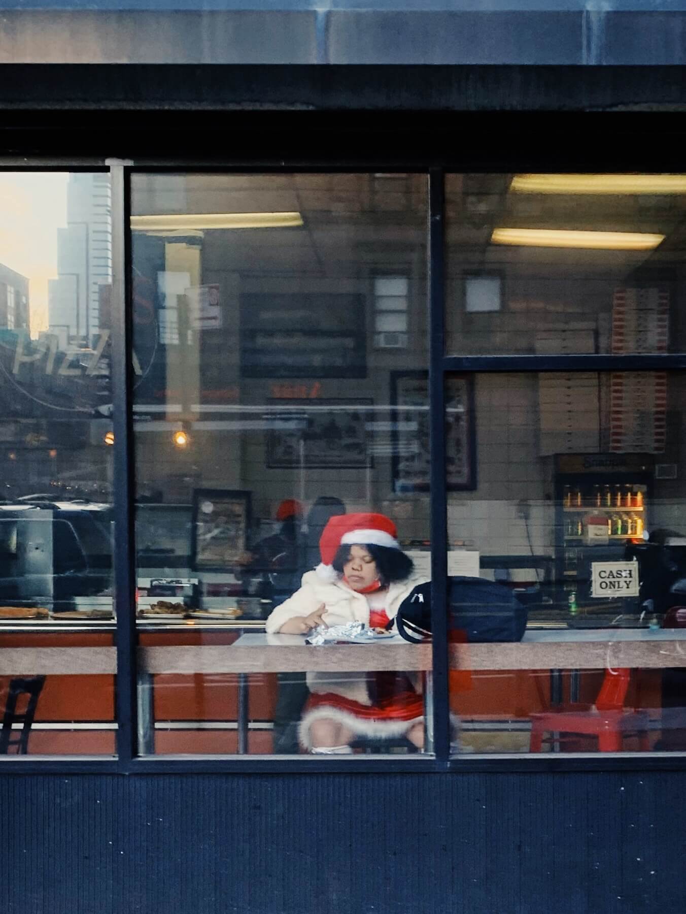 Matthias Maier | NYC Christmas Girl