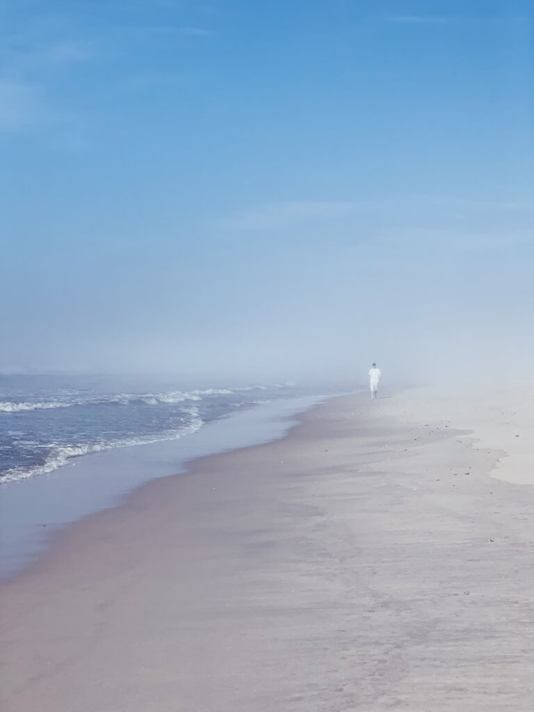 Matthias Maier | Mindful walk on the beach