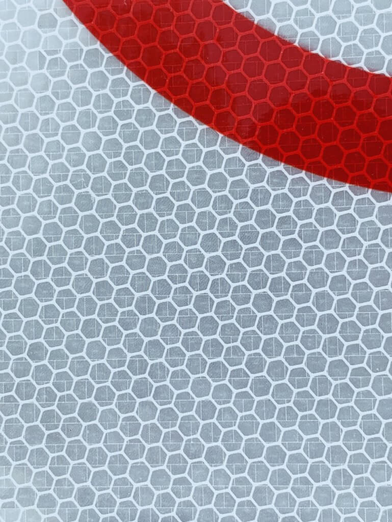 Matthias Maier | Honeycomb reflector