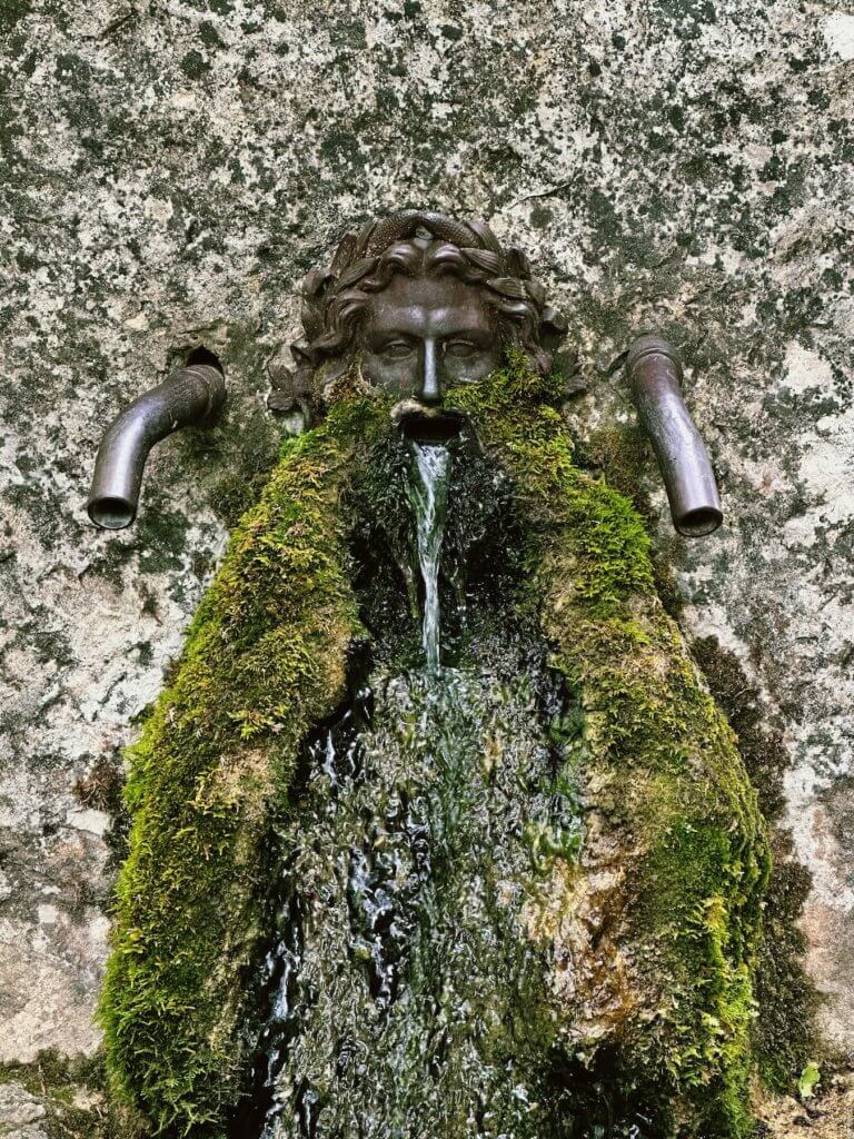 Matthias Maier | Ermitage - The three pipes fountain