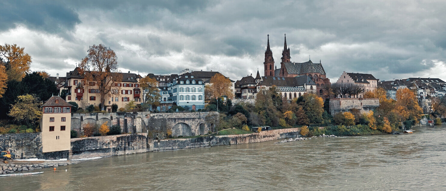 Matthias Maier | Blog | Week 46 2023 | Basel Cathedral and Houses on the Rhine
