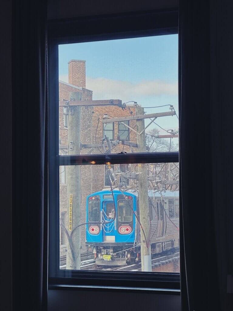 Matthias Maier | Trains in front of the hotel room window