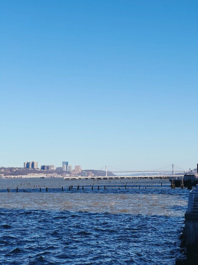 Matthias Maier | Clear and cold morning by the Hudson River