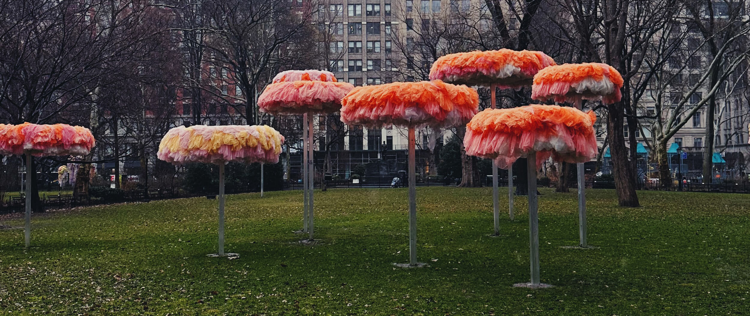 Matthias Maier | Stories | Week 09 | „To let the sky know" by Ana María Hernando in Madison Square Park