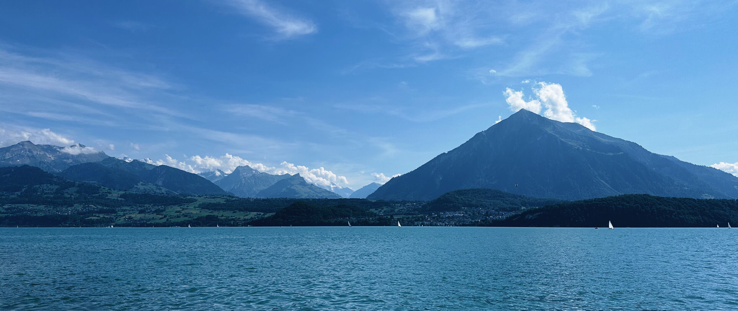 Matthias Maier | Stories | Week 30 2024 | Lake Thun and mount Niesen