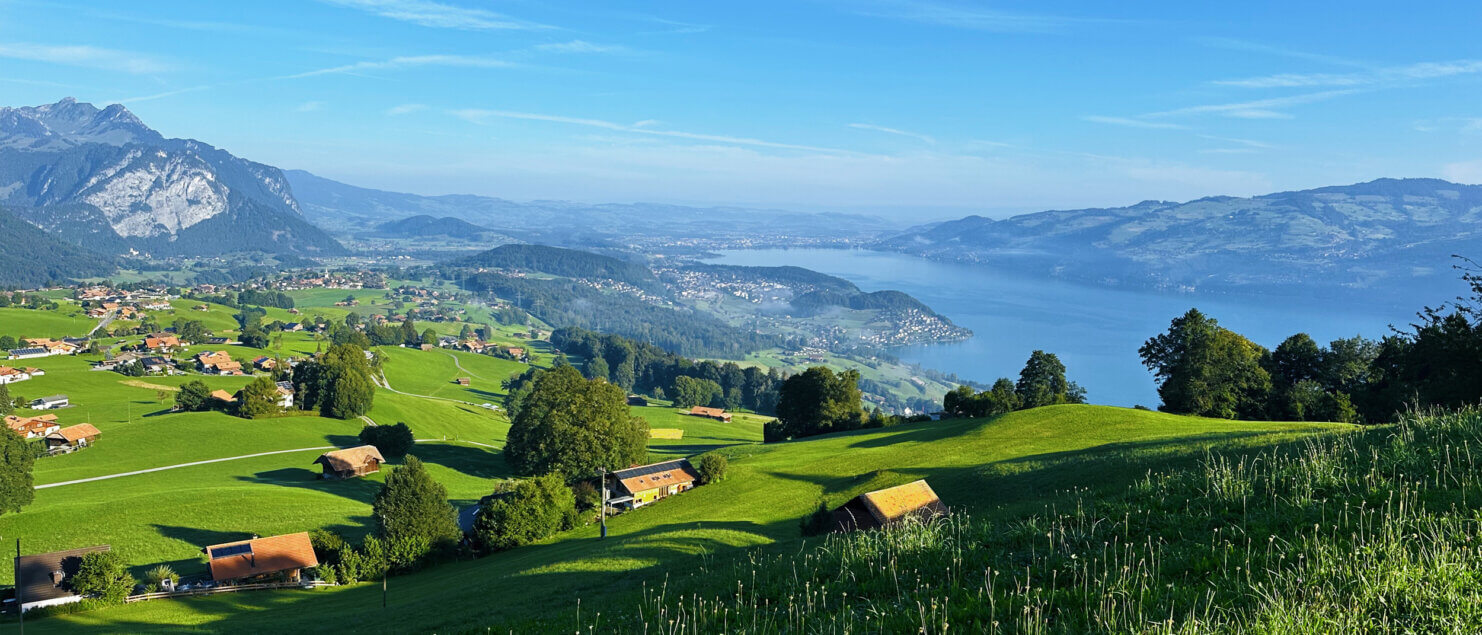 Matthias Maier | Stories | Week 32 2024 | View on lake Thun