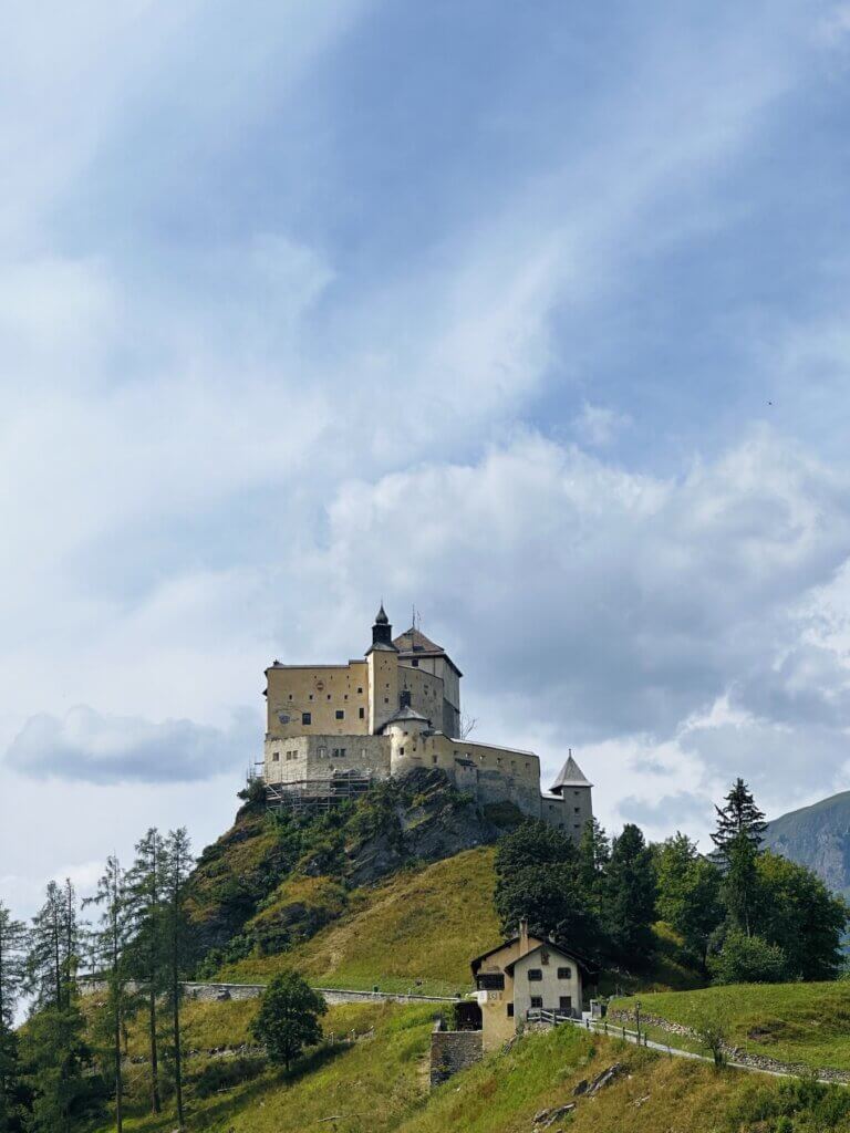 Matthias Maier | Tarasp castle