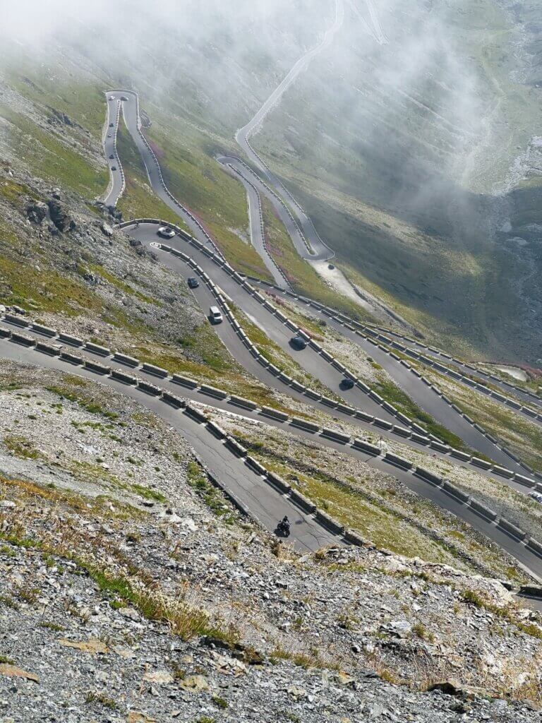 Matthias Maier | Mountain pass road