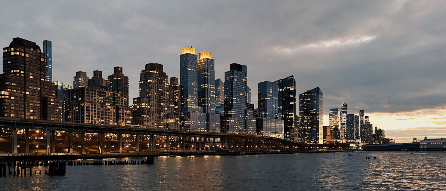 Matthias Maier | Stories | Week 01 2025 | Towers by the Hudson River