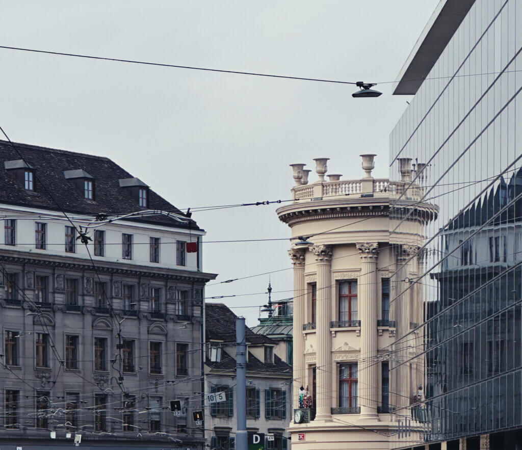 Matthias Maier | Stories | Week 09 2025 | Reflection of buildings