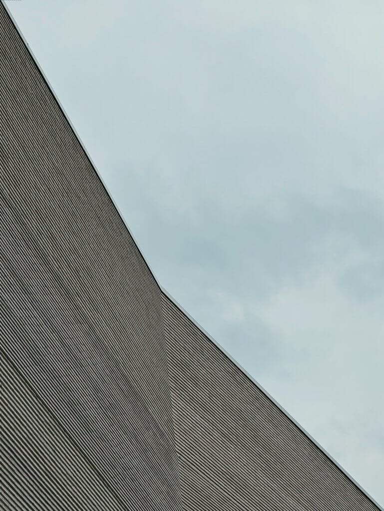 Matthias Maier | Embracing the clouds