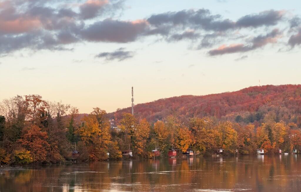 Matthias Maier | Stories | Week 45 2025 | Fishing huts at the Rhine river