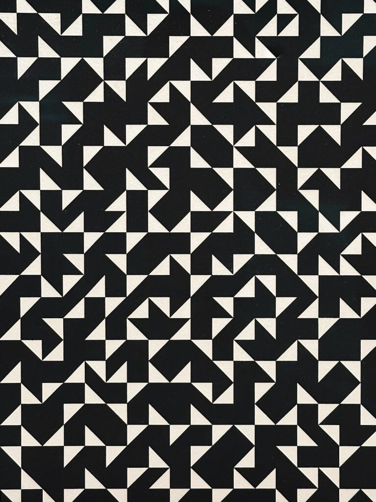 Matthias Maier | Anni Albers: Triangulated Intaglio II