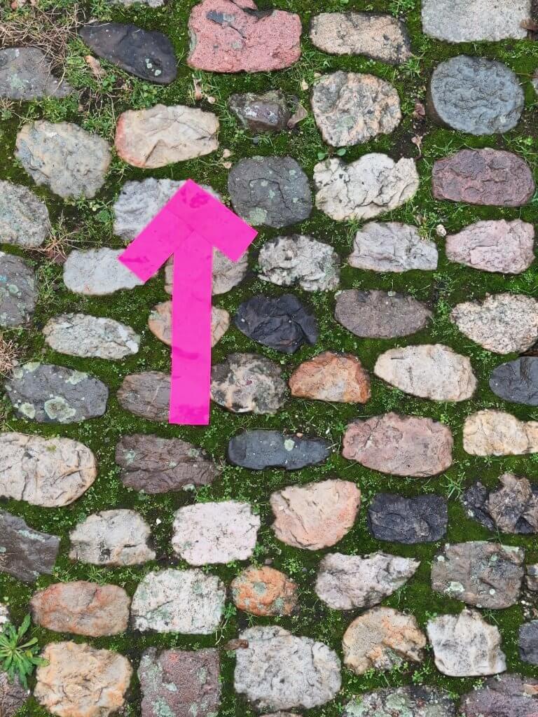 Matthias Maier | Sign on the ground